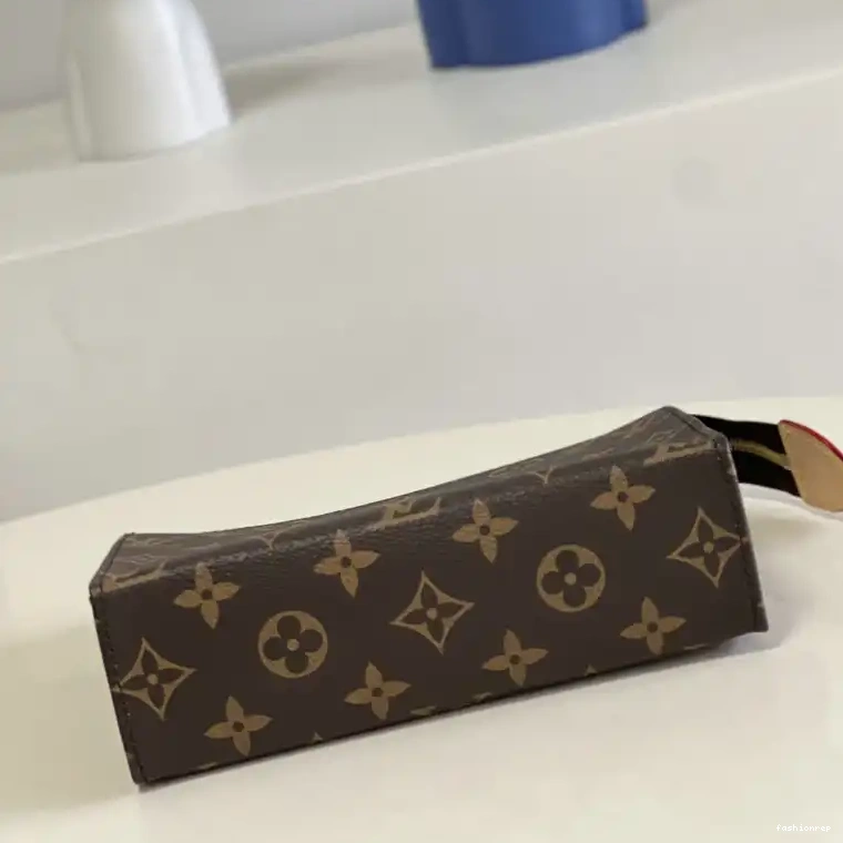 Fashionrep 2204YA0041 Bag LV 0716
